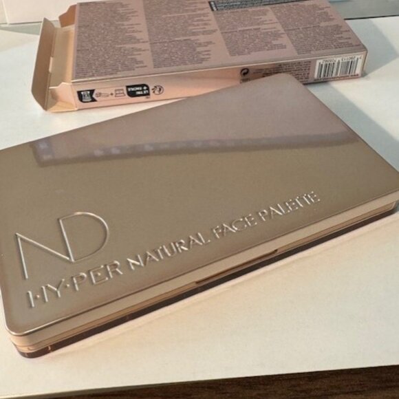 Natasha Denona Hyper Natural Face Palette - Picture 2 of 4